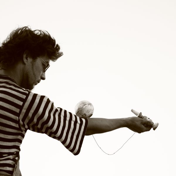 Le Monde de Félix - Spectacle de magie - spectacle de feu - jonglage lumineux - sculpture sur ballon - sculpture de ballon - Lyon Rhône-Alpes France